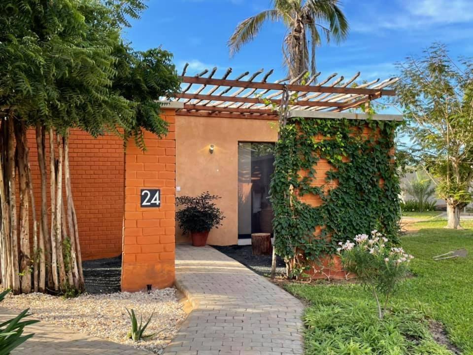Boma Lifestyle Hotel Dakar Exterior photo